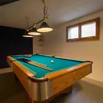 Chalet Verseau Avec Piscine Interieure *