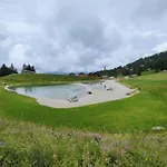 Verseau Avec Piscine Interieure * Arveyes