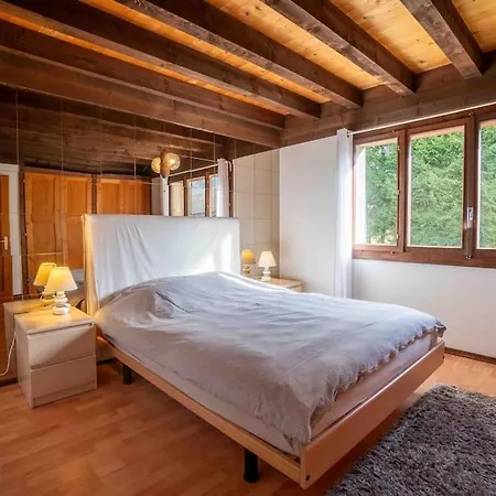 Verseau Avec Piscine Interieure Шале *