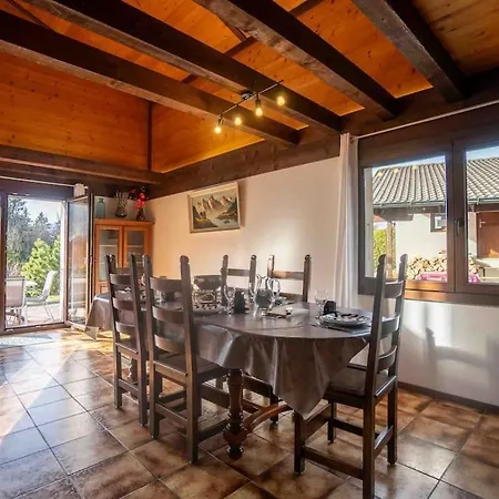 Verseau Avec Piscine Interieure * Arveyes