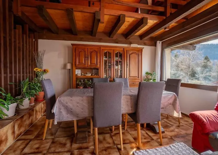 Verseau Avec Piscine Interieure * Arveyes