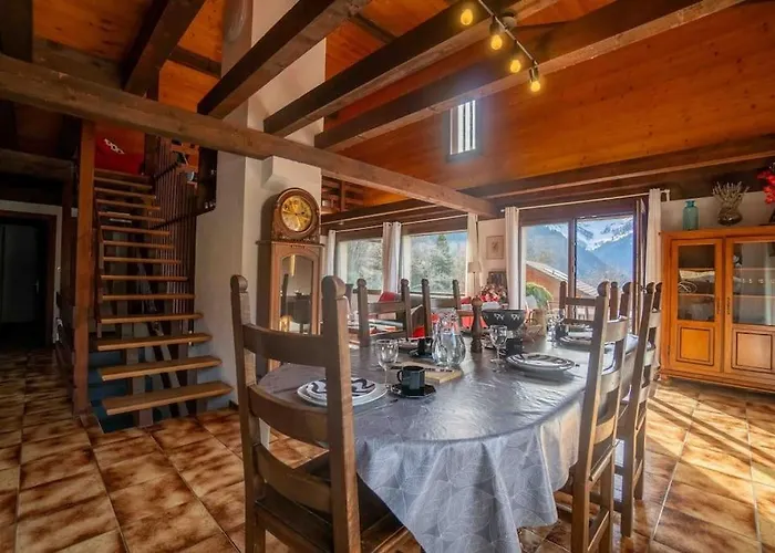 Verseau Avec Piscine Interieure *