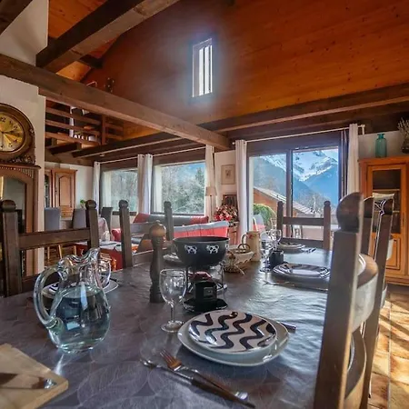 Verseau Avec Piscine Intérieure Chalet Arveyes